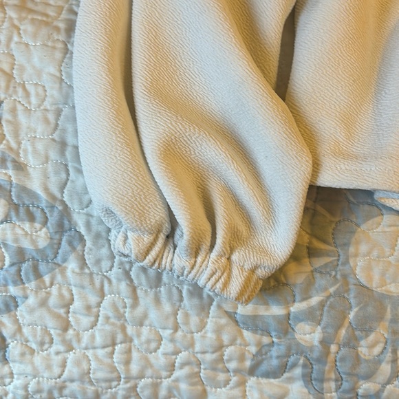 SHEIN blouse - Picture 3 of 7